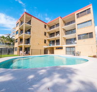 Golden Shores Unit 3 21 Landsborough Parade - Tourism Caloundra