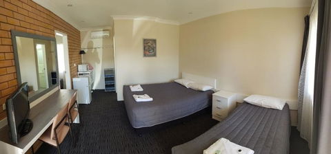Goldfields Motel - Tourism Caloundra 1