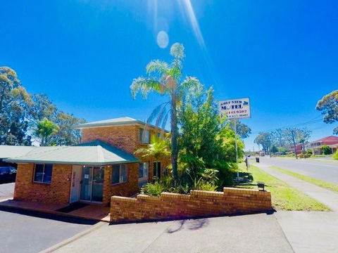 Golf View Motel - Tourism Caloundra 0