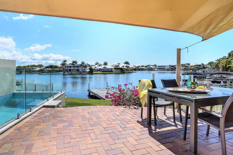 Gone Fishin' - Noosa Waters - Tourism Caloundra 0
