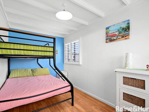 Gone To The Beach - 40 Coogee Ave, The Entrance No - Tourism Caloundra 2