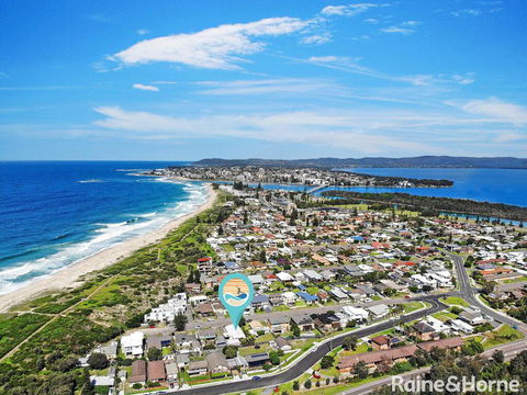 Gone To The Beach - 40 Coogee Ave, The Entrance No - Tourism Caloundra 0
