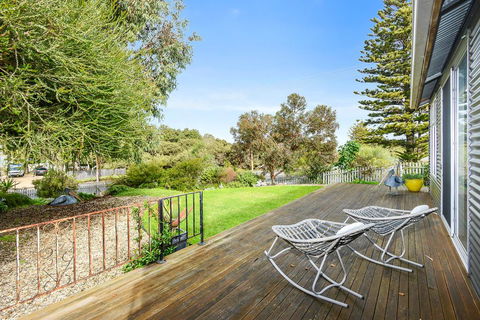 Goolwa Pelican Cottage - Tourism Caloundra 0