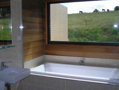 Gooromon Park Cottages, Canberra - Tourism Caloundra 2