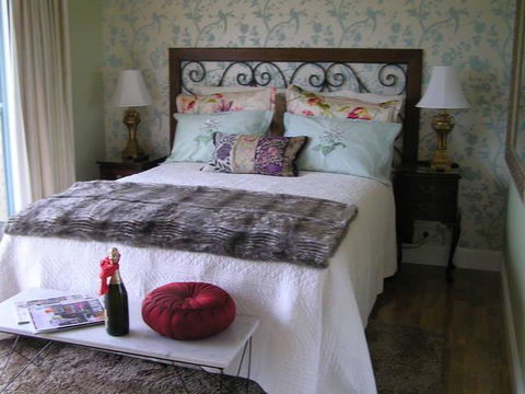Gooromon Park Cottages, Canberra - Tourism Caloundra 3