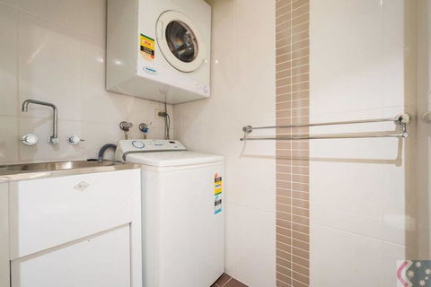 Gorgeous 4 Bed Beachside Apartment - Diamond Beach Resort - Tourism Caloundra 2