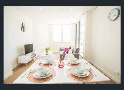 Gorgeous Modern Brand New Two Bedroom Apartment With Large Lounge And Private Garden View Balcony - Tourism Caloundra 1