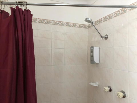Goulburn Motor Inn - Tourism Caloundra 3