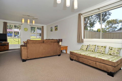 Government Rd 77 - Shoal Bay - Tourism Caloundra 1
