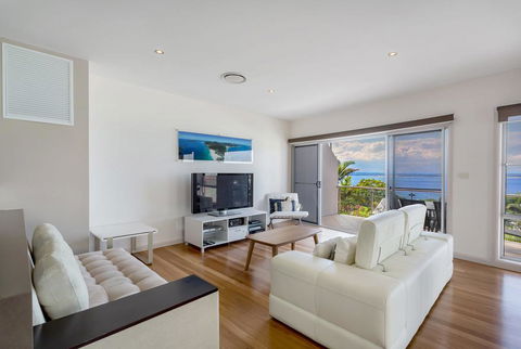 Government Road, 98 - Tourism Caloundra 0