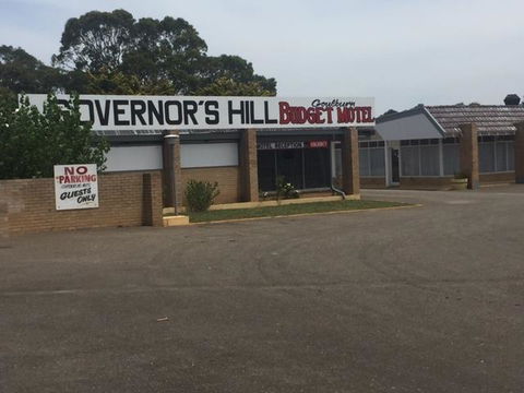 Governors Hill Motel - Tourism Caloundra 0