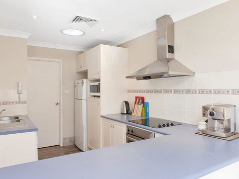 Gowrie Ave, Bay Parklands, Unit 49, 2, Grevillia - Tourism Caloundra 1