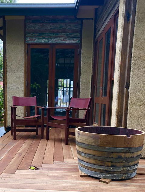 Graces Of Byron - Tourism Caloundra 1