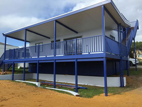 Gracetown Beach House - Tourism Caloundra 2