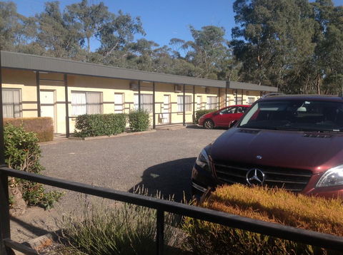 Grampians Motel /Hotel - Tourism Caloundra 1