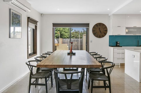 Grand Valley Vista - Tourism Caloundra 3