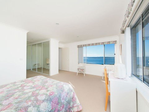 Grand View @ Nelson Bay - Tourism Caloundra 3