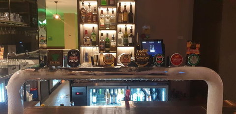 Grand View Hotel - Tourism Caloundra 3