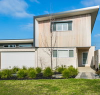 Grandview Luxury 11 - Tourism Caloundra
