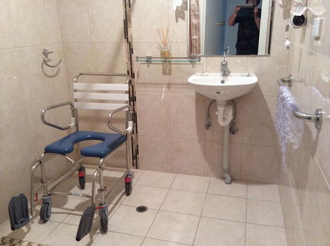 Granny's B&B - Tourism Caloundra 2