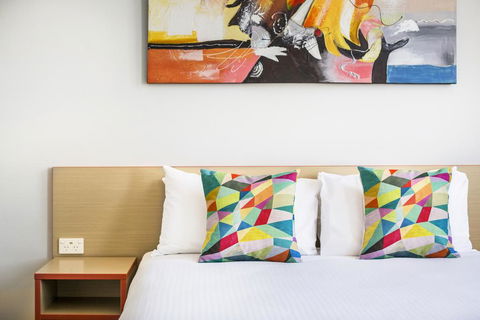 Granville Hotel - Tourism Caloundra 0