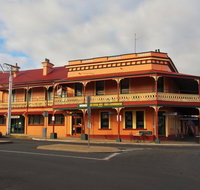 Great Central Hotel - Tourism Caloundra