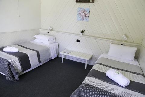 Great Western Motel - Tourism Caloundra 3