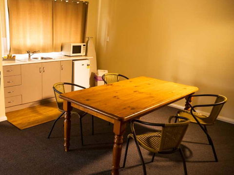 Great Western Travel Village - Tourism Caloundra 3