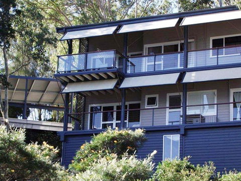 Green Point Lakehouse - Tourism Caloundra 1