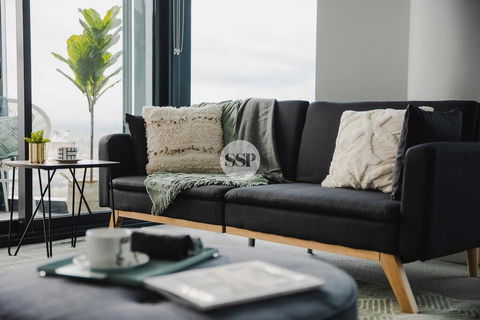 Green With Envy SC 1B Chic Apartment FREE WIFI - Tourism Caloundra 0