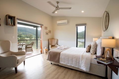 Greenlee Cottages - Tourism Caloundra 2