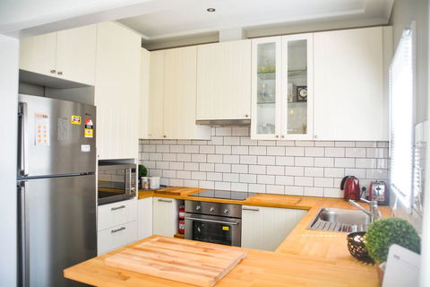 Gregory's Place - Tourism Caloundra 1
