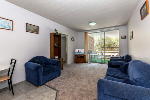 Gretel Lodge, Unit 4/1 Gretel Close - Tourism Caloundra 1