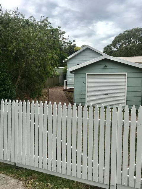 Griffith St Beach House - Tourism Caloundra 3