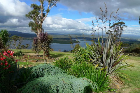 Grindelwald Lodge And Gardens - Tourism Caloundra 0
