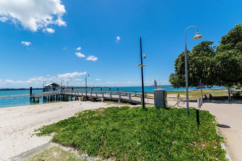 Ground Floor With Water Views And Pool! - Tourism Caloundra 2