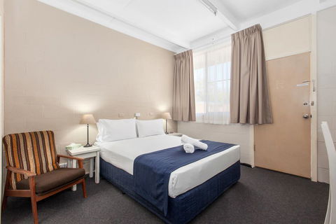 Gulgong Motel - Tourism Caloundra 3