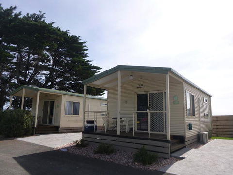 Gum Tree Caravan Park - Tourism Caloundra 0