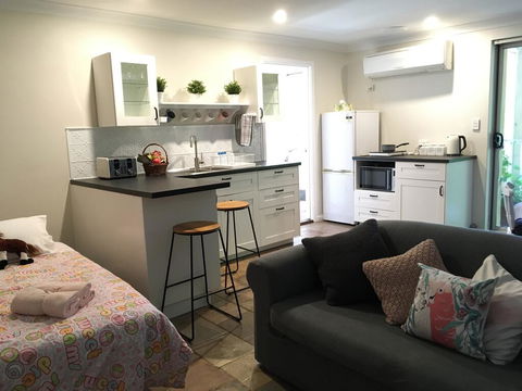 Gumleaf Manor Farmstay - Tourism Caloundra 2
