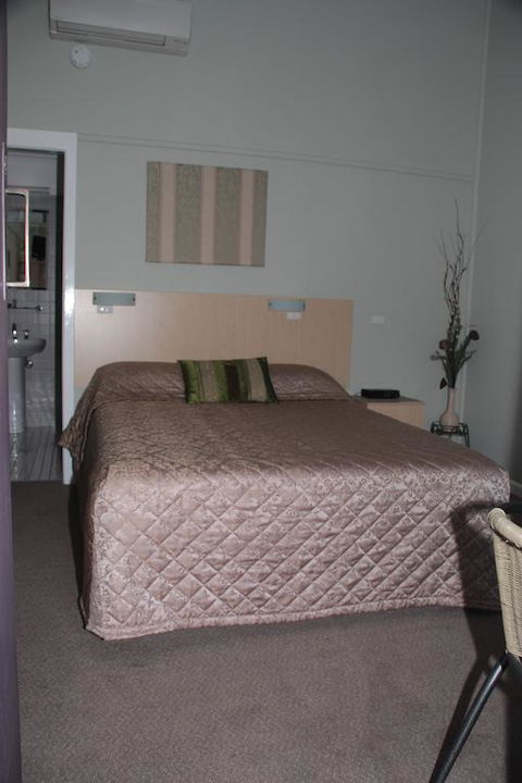 Gundagai Motel - Tourism Caloundra 3