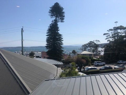 Gunyah Hotel - Tourism Caloundra 2