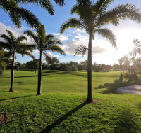 Halliday Bay Resort - Tourism Caloundra