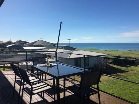 Hamilton - Tourism Caloundra 0