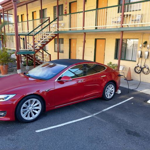 Harbour Lodge Motel - Tourism Caloundra 3