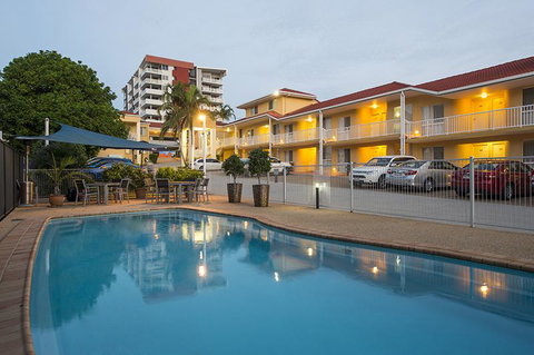 Harbour Sails Motor Inn - Tourism Caloundra 0