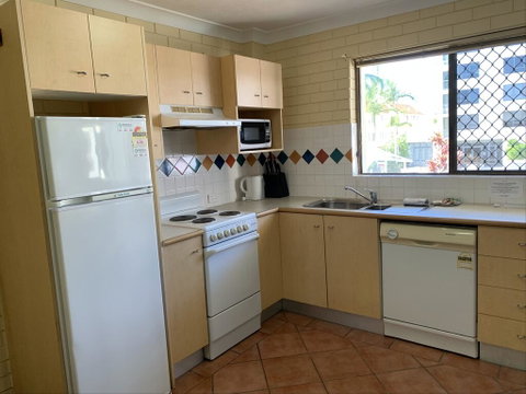 Harbour Side Resort - Tourism Caloundra 0