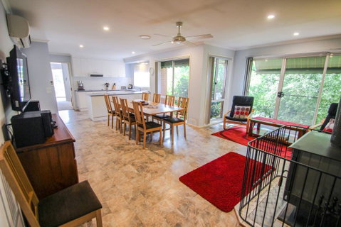 Hargreaves House - Tourism Caloundra 1