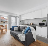 Heart of Windsor Apartment by Ready Set Host - Tourism Caloundra