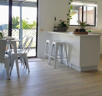 HelloSailor HolidayRental FirePit NBN AppleTV KingBed - Tourism Caloundra