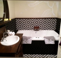 Henrietta's Country House - Tourism Caloundra